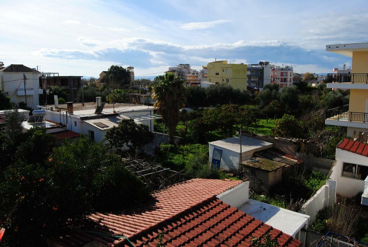 Apartment By The Beach Kalamata Exterior photo